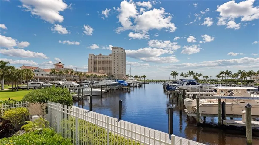 6081 Silver King Blvd 202, Cape Coral, Florida 33914