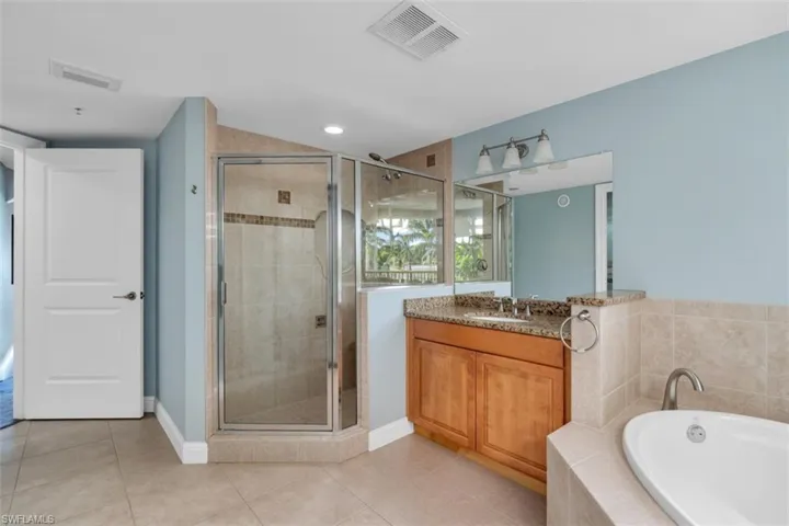 6081 Silver King Blvd 202, Cape Coral, Florida 33914