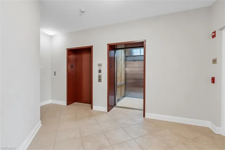 6081 Silver King Blvd 202, Cape Coral, Florida 33914