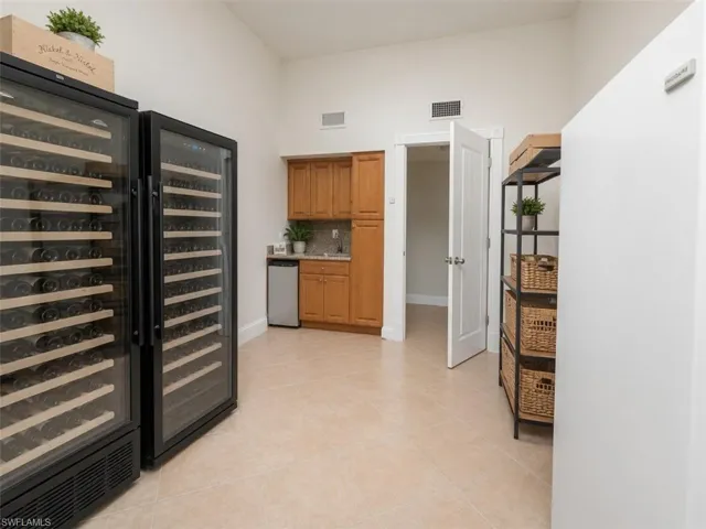 6081 Silver King Blvd 202, Cape Coral, Florida 33914