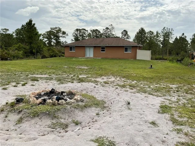 1703 Hibiscus Ave, Lehigh Acres, Florida 33972