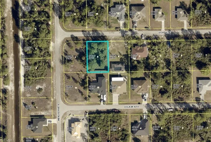 1242 Echo St E, Lehigh Acres, Florida 33974