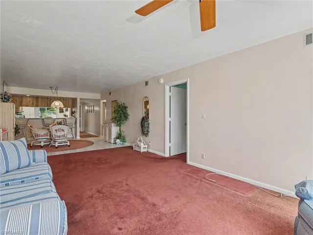 3816 Snowflake Ln 1303, Naples, Florida 34112