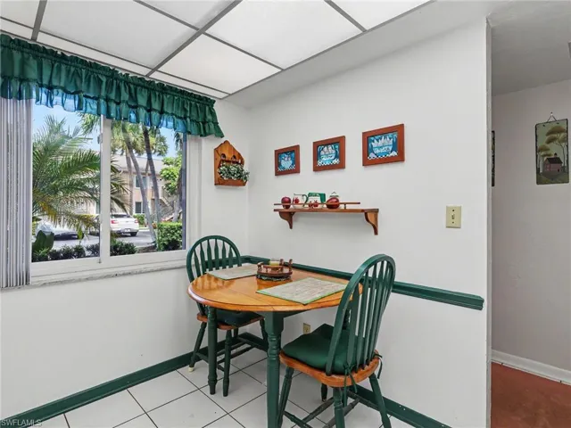 3816 Snowflake Ln 1303, Naples, Florida 34112