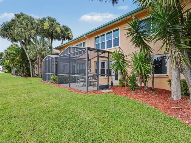 3816 Snowflake Ln 1303, Naples, Florida 34112