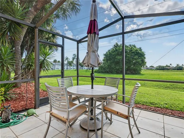 3816 Snowflake Ln 1303, Naples, Florida 34112