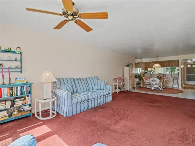 3816 Snowflake Ln 1303, Naples, Florida 34112