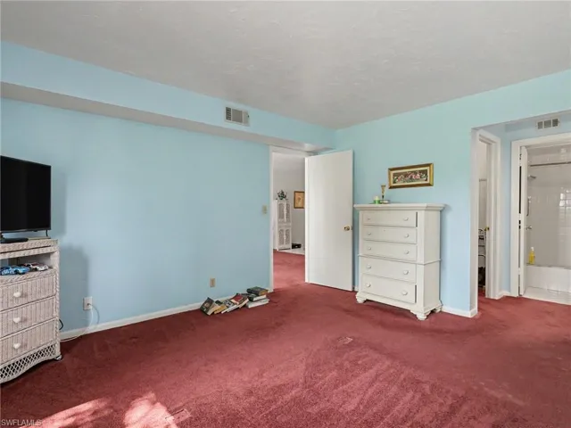 3816 Snowflake Ln 1303, Naples, Florida 34112