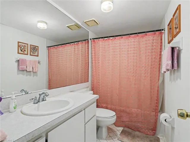 3816 Snowflake Ln 1303, Naples, Florida 34112