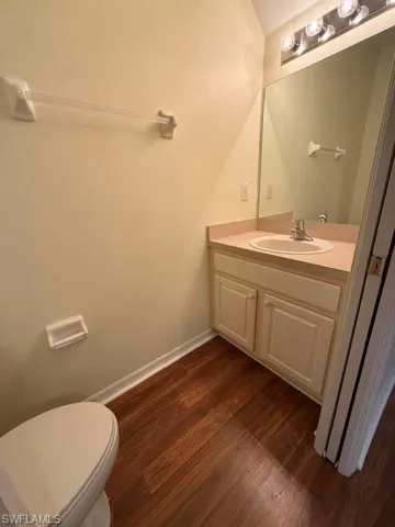 8271 Pacific Beach Dr, Fort Myers, Florida 33966
