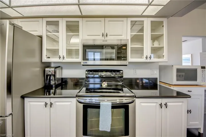 14831  Park Lake  DR, Fort Myers, FL 33919