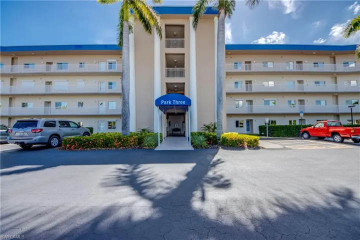 14831  Park Lake  DR, Fort Myers, FL 33919