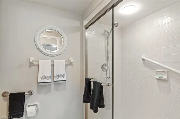Full size shower
