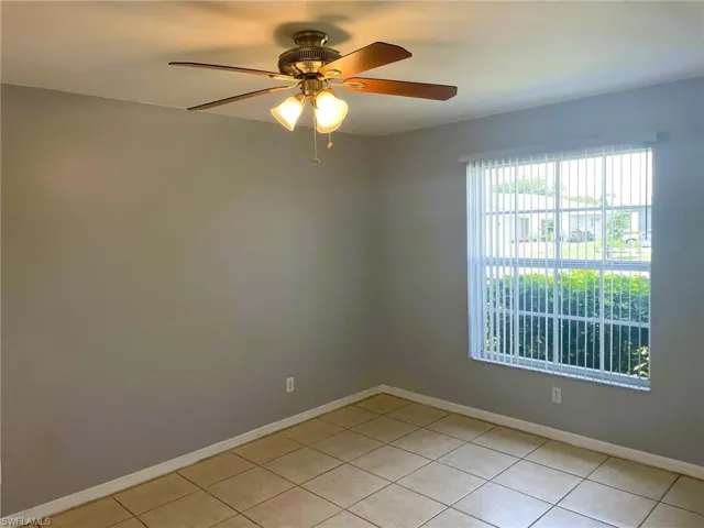 618 Se 9th St, Cape Coral, Florida 33990