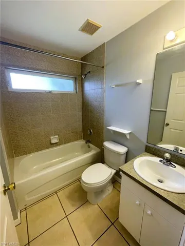 618 Se 9th St, Cape Coral, Florida 33990