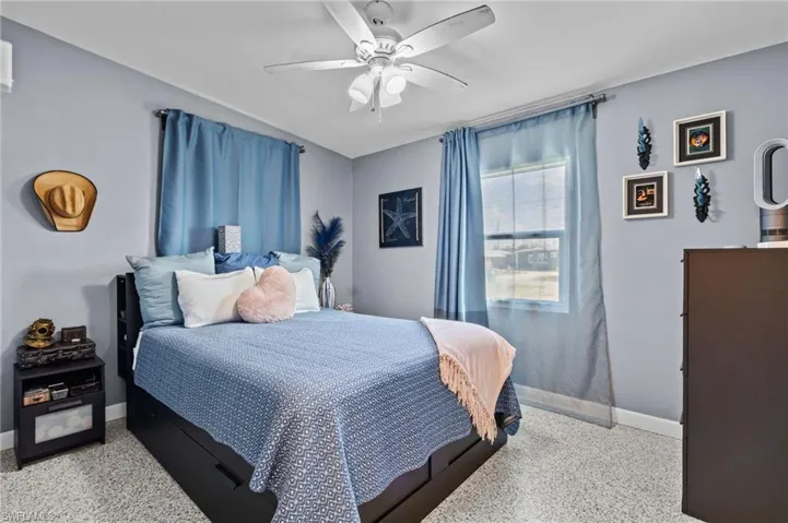 Bedroom with ceiling fan
