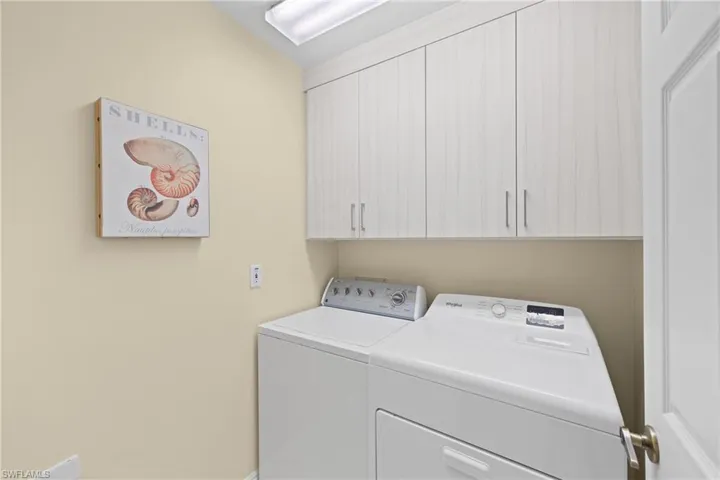 24833 Lakemont Cove Ln 204, Bonita Springs, Florida 34134