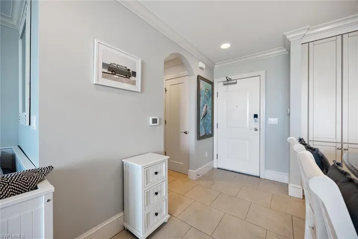 9123  Strada  PL, Naples, FL 34108