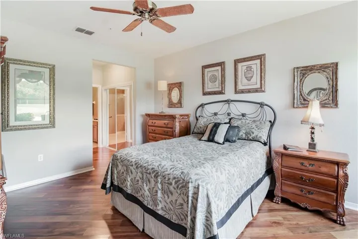 4660  Winged Foot  CT, Naples, FL 34112