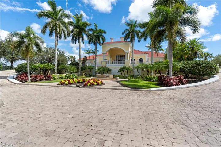 4660  Winged Foot  CT, Naples, FL 34112