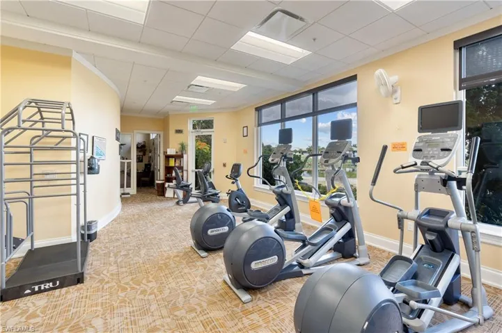 4660  Winged Foot  CT, Naples, FL 34112