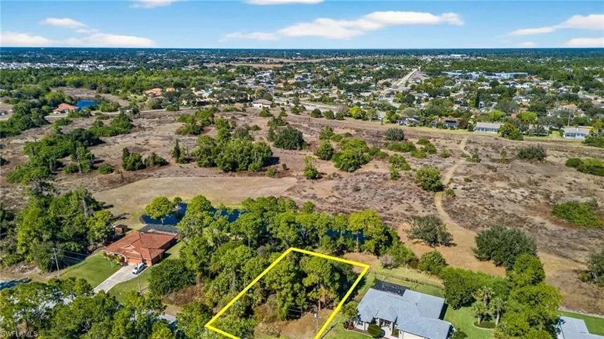 View of property location with property boundaries highlighted
