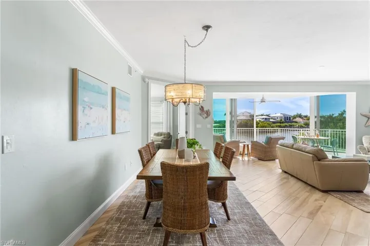 Open concept-ideal for entertaining!