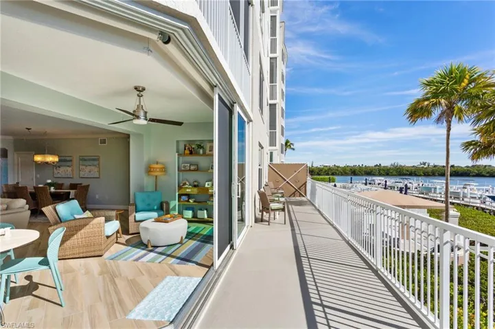 Bay views, divider between balconies, only the 1st floor (really the 2nd floor) has the outdoor balconies!