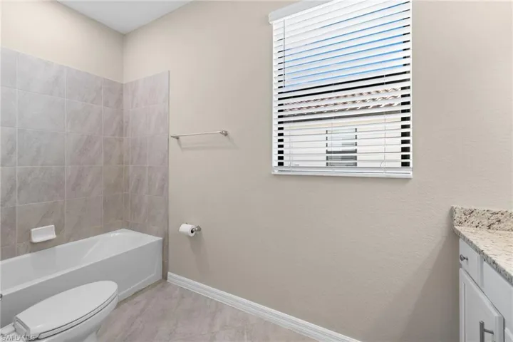 11884 Arbor Trace Dr, Fort Myers, Florida 33913