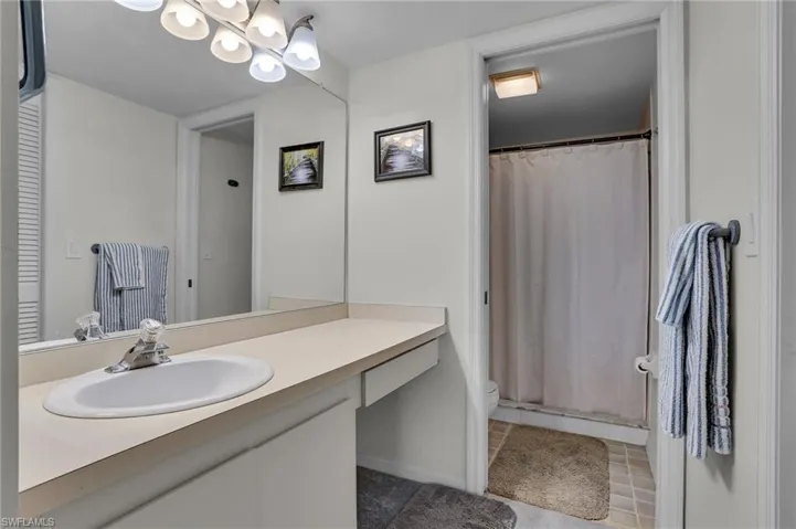13130 White Marsh Ln 105, Fort Myers, Florida 33912
