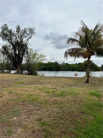 HUGE GULF ACCESS RIVERFRONT PROPERTY.