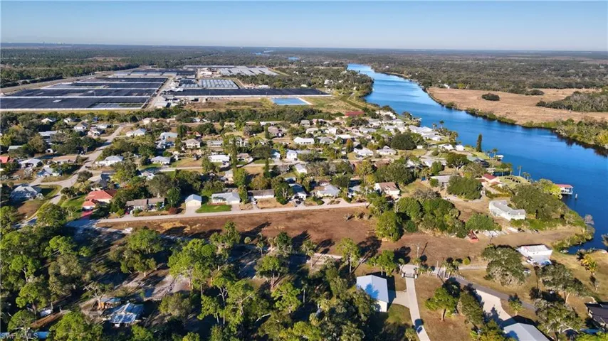River Oaks a sought after Caloosahatchee River Front Community in Alva.