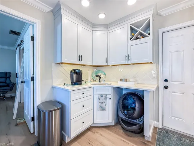 1907 Se 6th Ter, Cape Coral, Florida 33990