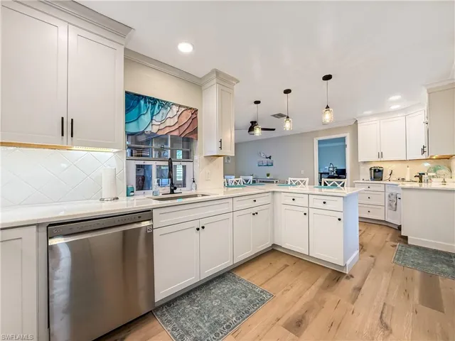 1907 Se 6th Ter, Cape Coral, Florida 33990