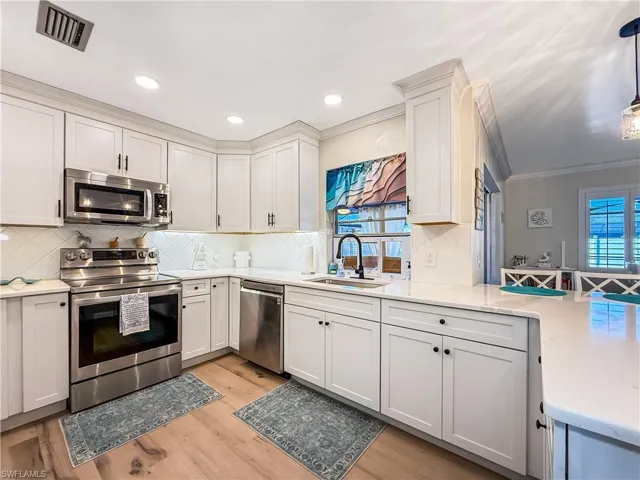 1907 Se 6th Ter, Cape Coral, Florida 33990