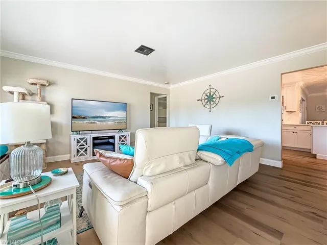 1907 Se 6th Ter, Cape Coral, Florida 33990