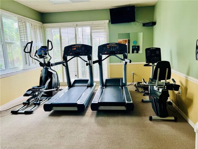 5550  Heron Point  DR, Naples, FL 34108