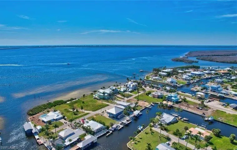 4159 Sunshine Blvd, St. James City, Florida 33956