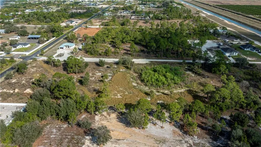 7691 14th Pl, Labelle, Florida 33935
