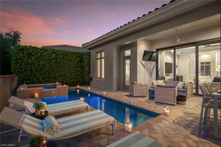 2087 Rivoli Ct, Naples, Florida 34105