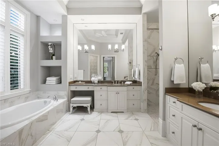 2087 Rivoli Ct, Naples, Florida 34105