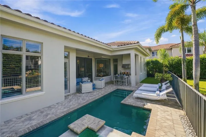 2087 Rivoli Ct, Naples, Florida 34105