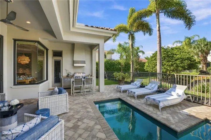 2087 Rivoli Ct, Naples, Florida 34105