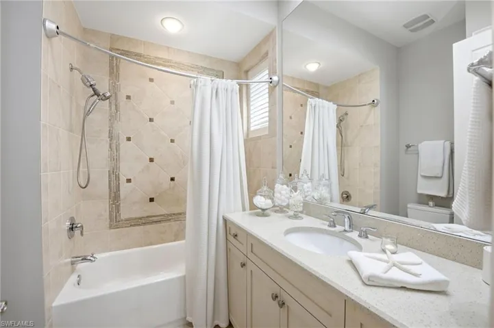 2087 Rivoli Ct, Naples, Florida 34105