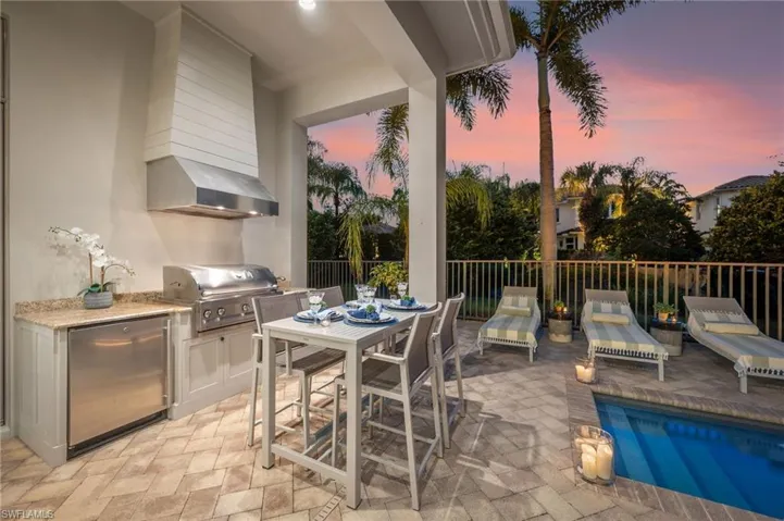 2087 Rivoli Ct, Naples, Florida 34105