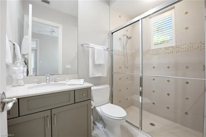 2087 Rivoli Ct, Naples, Florida 34105