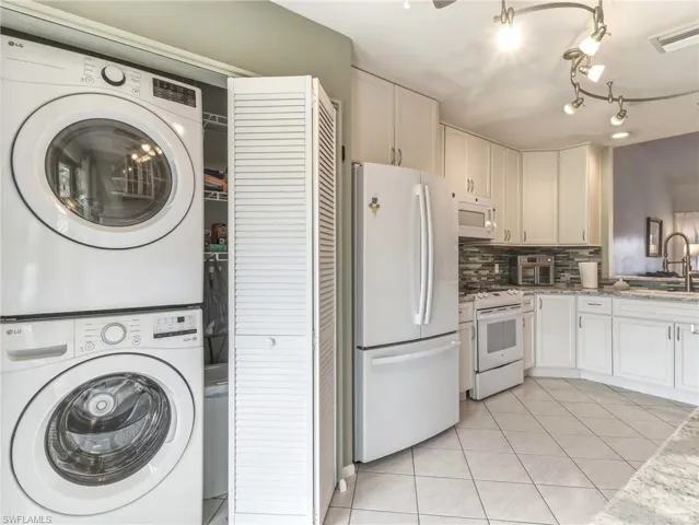 15452  Admiralty  CIR, North Fort Myers, FL 33917