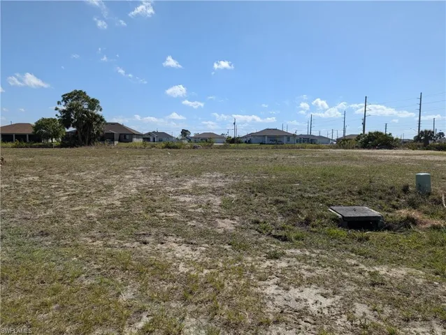 2413 Nw 9th Pl, Cape Coral Fl 33993