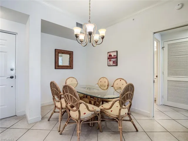 Formal Dining Area!