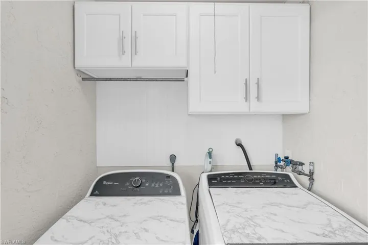 This Laundry is well thought out for this space